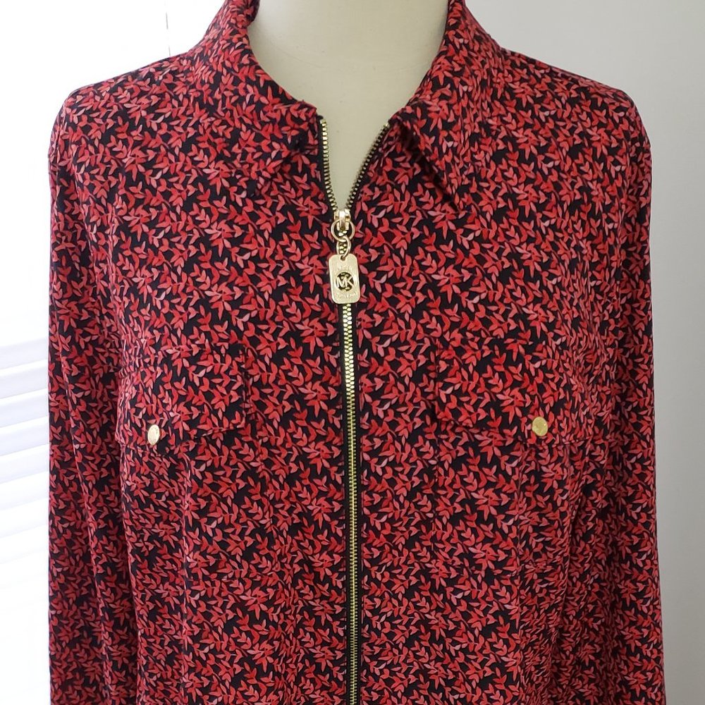 Michael Kors Zip Closure Shirt With Snap Details.